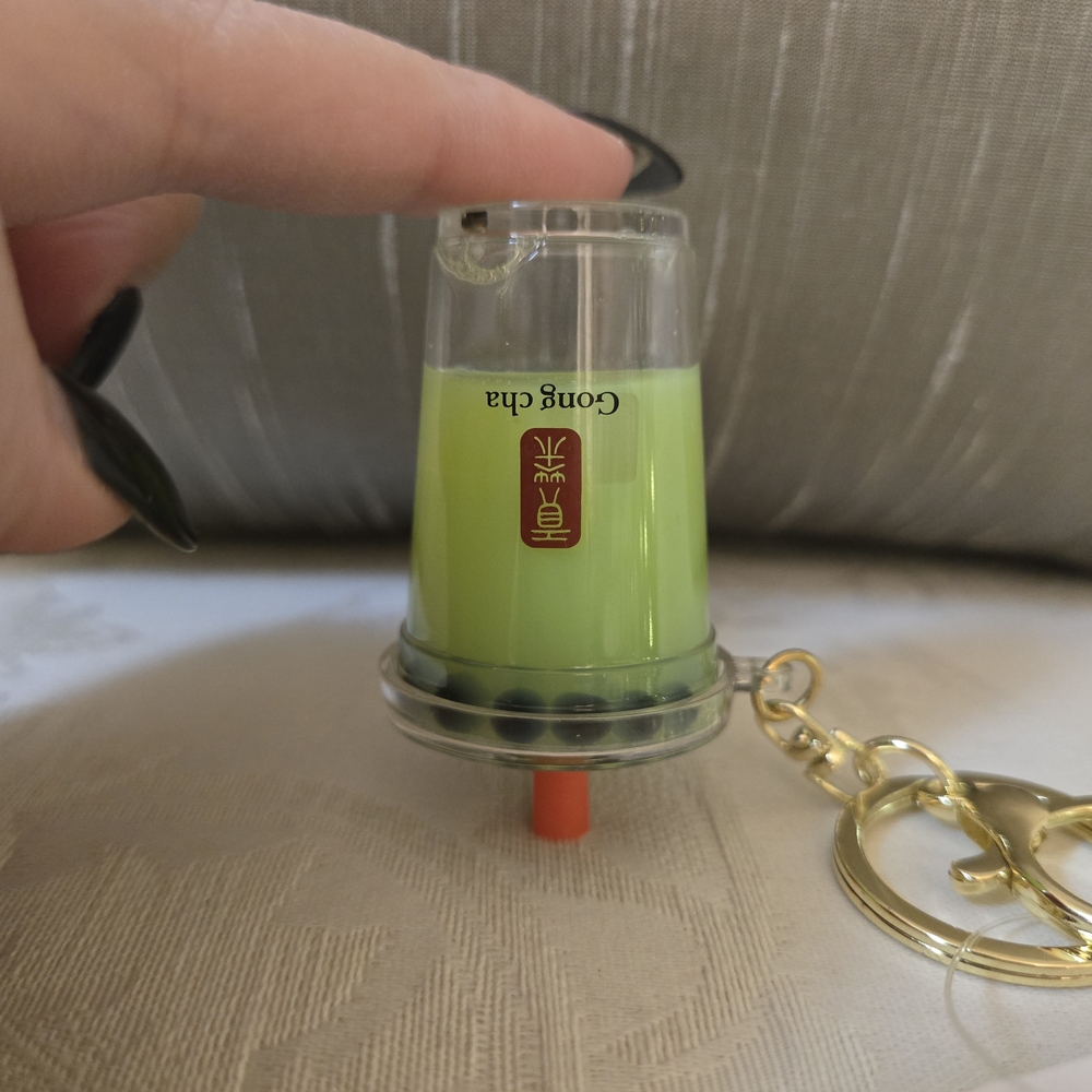 Gong Cha "Bubble Tea" Keychain with Lobster Claw & Ring, Green - Picture 5 of 9